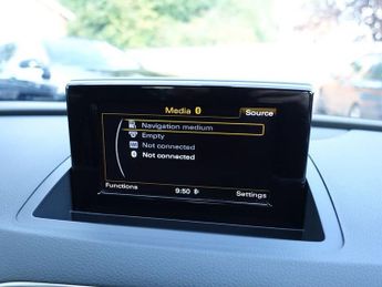 AUDI RS Q3 2.5 TFSI SUV 5dr Petrol S Tronic quattro Euro 6 (s/s) (340 ps)