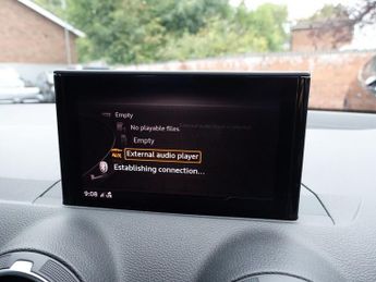 AUDI Q2 2.0 TDI 35 S line SUV 5dr Diesel S Tronic quattro Euro 6 (s/s) (