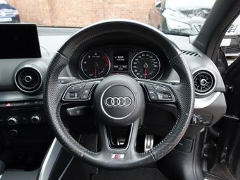 AUDI Q2 2.0 TDI 35 S line SUV 5dr Diesel S Tronic quattro Euro 6 (s/s) (