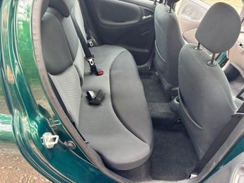 TOYOTA YARIS 1.3 VVT-i T Spirit Hatchback 5dr Petrol Automatic (150 g/km, 85 