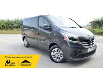 Renault Trafic 2.0 dCi ENERGY 28 Sport Nav Panel Van 5dr Diesel Manual SWB Stan