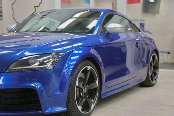 AUDI TT RS 2.5 TFSI RS 2dr Petrol S Tronic quattro Euro 5 (340 ps)