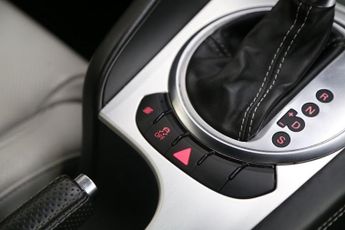 AUDI TT RS 2.5 TFSI RS 2dr Petrol S Tronic quattro Euro 5 (340 ps)