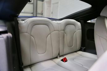 AUDI TT RS 2.5 TFSI RS 2dr Petrol S Tronic quattro Euro 5 (340 ps)