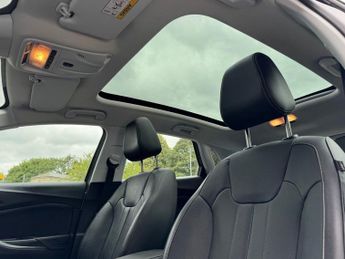 VAUXHALL GRANDLAND X 1.5 Turbo D BlueInjection Elite Nav SUV 5dr Diesel Auto 8Spd Eur