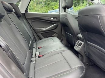 VAUXHALL GRANDLAND X 1.5 Turbo D BlueInjection Elite Nav SUV 5dr Diesel Auto 8Spd Eur