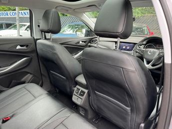 VAUXHALL GRANDLAND X 1.5 Turbo D BlueInjection Elite Nav SUV 5dr Diesel Auto 8Spd Eur