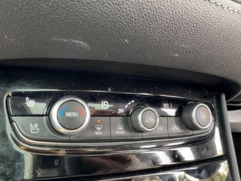 VAUXHALL GRANDLAND X 1.5 Turbo D BlueInjection Elite Nav SUV 5dr Diesel Auto 8Spd Eur