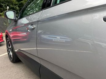 VAUXHALL GRANDLAND X 1.5 Turbo D BlueInjection Elite Nav SUV 5dr Diesel Auto 8Spd Eur