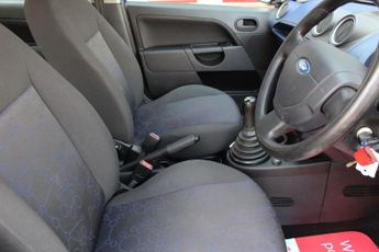 FORD FIESTA 1.25 Style Hatchback 5dr Petrol Manual (142 g/km, 74 bhp)