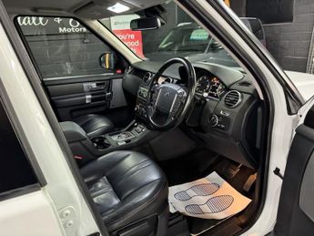 LAND ROVER DISCOVERY 4 3.0 SD V6 Graphite SUV 5dr Diesel Auto 4WD Euro 6 (s/s) (256 bhp