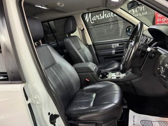 LAND ROVER DISCOVERY 4 3.0 SD V6 Graphite SUV 5dr Diesel Auto 4WD Euro 6 (s/s) (256 bhp