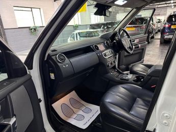 LAND ROVER DISCOVERY 4 3.0 SD V6 Graphite SUV 5dr Diesel Auto 4WD Euro 6 (s/s) (256 bhp