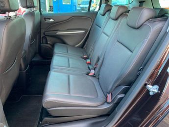 VAUXHALL ZAFIRA TOURER 1.4i Turbo SRi Nav MPV 5dr Petrol Auto Euro 6 (140 ps)
