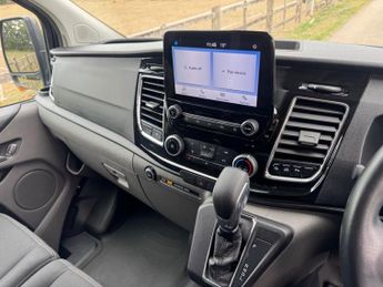 FORD TRANSIT CUSTOM 1.0 340 EcoBoost 13.6kWh Limited Panel Van 5dr Petrol Plug-in Hy