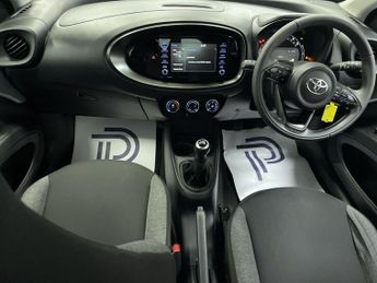 TOYOTA AYGO X 1.0 VVT-i Pure Hatchback 5dr Petrol Manual Euro 6 (s/s) (72 ps) 