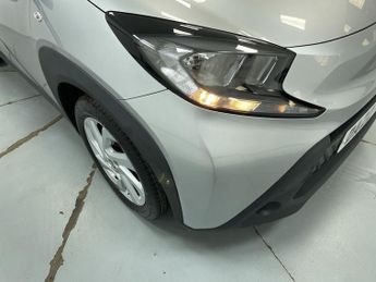 TOYOTA AYGO X 1.0 VVT-i Pure Hatchback 5dr Petrol Manual Euro 6 (s/s) (72 ps) 