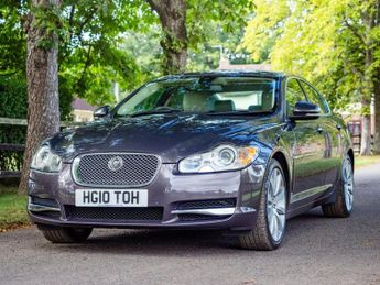 JAGUAR XF 3.0d V6 Portfolio Saloon 4dr Diesel Auto Euro 5 (240 ps)