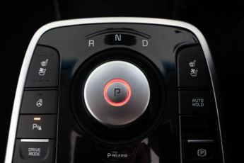 KIA NIRO 64kWh 4+ Auto 5dr