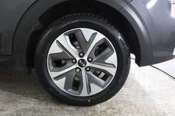 KIA NIRO 64kWh 4+ Auto 5dr