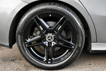 MERCEDES-BENZ A-CLASS 2.0 A200d AMG Line (Premium) Hatchback 5dr Diesel 8G-DCT Euro 6 