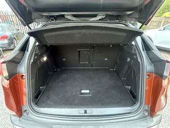 PEUGEOT 3008 1.2 PureTech Allure SUV 5dr Petrol EAT Euro 6 (s/s) (130 ps)