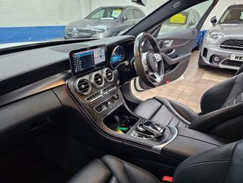 MERCEDES-BENZ C-CLASS 2.0 C300de 13.5kWh AMG Line Edition (Premium) Estate 5dr Diesel 