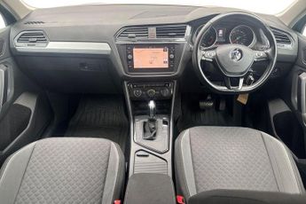 VOLKSWAGEN TIGUAN 2.0 TDI SE Navigation SUV 5dr Diesel DSG Euro 6 (s/s) (150 ps) L