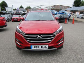 HYUNDAI TUCSON 2.0 CRDi SE Nav SUV 5dr Diesel Automatic 4WD Euro 6 (136 ps)