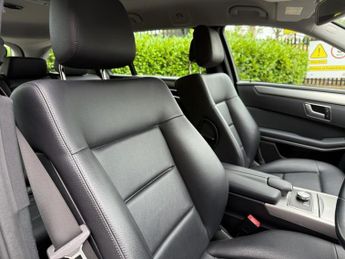 MERCEDES-BENZ E-CLASS 2.1 E220 CDI SE Estate 5dr Diesel G-Tronic+ Euro 5 (s/s) (170 ps