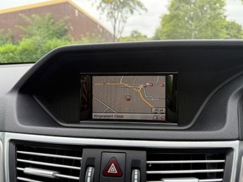 MERCEDES-BENZ E-CLASS 2.1 E220 CDI SE Estate 5dr Diesel G-Tronic+ Euro 5 (s/s) (170 ps
