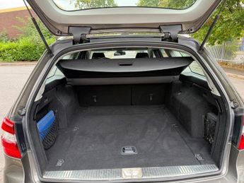 MERCEDES-BENZ E-CLASS 2.1 E220 CDI SE Estate 5dr Diesel G-Tronic+ Euro 5 (s/s) (170 ps