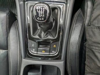 SKODA KAROQ 2.0 TDI Edition SUV 5dr Diesel Manual 4WD Euro 6 (s/s) (150 ps)