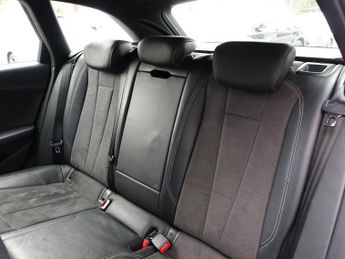 AUDI A4 AVANT 2.0 TDI 40 S line Estate 5dr Diesel S Tronic Euro 6 (s/s) (190 p