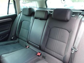 VOLKSWAGEN PASSAT 2.0 TDI BlueMotion Tech Alltrack Estate 5dr Diesel DSG 4Motion E