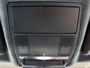 JAGUAR F-PACE 2.0 P250i R-Sport SUV 5dr Petrol Auto AWD Euro 6 (s/s) (250 ps)