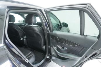 MERCEDES-BENZ GLC 2.1 GLC250d AMG Line SUV 5dr Diesel G-Tronic 4MATIC Euro 6 (s/s)