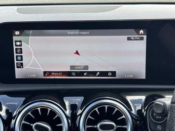 MERCEDES-BENZ A-CLASS 2.0 A200d AMG Line (Premium 2) Hatchback 5dr Diesel 8G-DCT Euro 