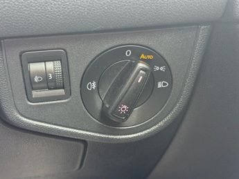 VOLKSWAGEN POLO 1.0 TSI GPF SE Hatchback 5dr Petrol DSG Euro 6 (s/s) (95 ps)