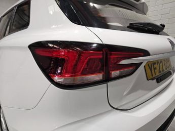MG MG5 61.1kWh Exclusive Long Range Estate 5dr Electric Auto (156 ps)