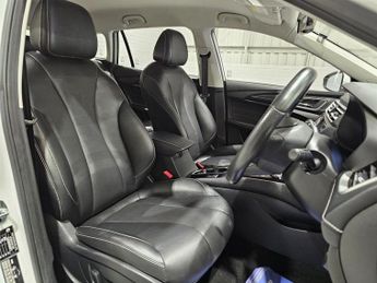 MG MG5 61.1kWh Exclusive Long Range Estate 5dr Electric Auto (156 ps)