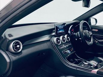 MERCEDES-BENZ C-CLASS 2.1 C220d AMG Line Saloon 4dr Diesel G-Tronic+ Euro 6 (s/s) (170