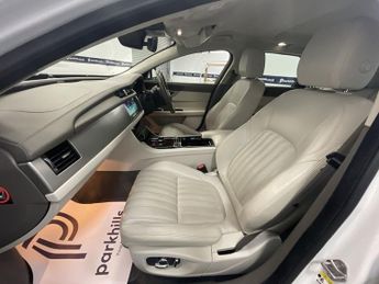 JAGUAR XF 2.0i Portfolio GPF Sportbrake 5dr Petrol Auto Euro 6 (s/s) (250 