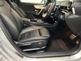 MERCEDES-BENZ CLA 1.3 CLA180 AMG Line Coupe 4dr Petrol 7G-DCT Euro 6 (s/s) (136 ps