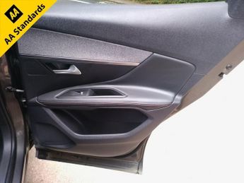 PEUGEOT 3008 1.6 BlueHDi GT Line SUV 5dr Diesel EAT Euro 6 (s/s) (120 ps)