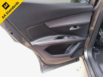 PEUGEOT 3008 1.6 BlueHDi GT Line SUV 5dr Diesel EAT Euro 6 (s/s) (120 ps)