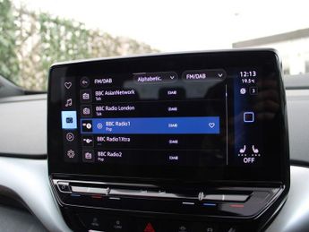 VOLKSWAGEN ID.4 Pro Performance 77kWh 1ST Edition SUV 5dr Electric Auto (204 ps)