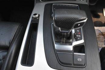 AUDI Q5 2.0 TDI S line SUV 5dr Diesel S Tronic quattro Euro 6 (s/s) (190