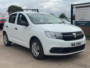 Dacia Sandero 0.9 TCe Essential Hatchback 5 Door Petrol White Manual Euro 6