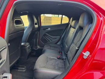 MERCEDES-BENZ GLA 1.6 GLA200 AMG Line (Premium) SUV 5dr Petrol 7G-DCT Euro 6 (s/s)